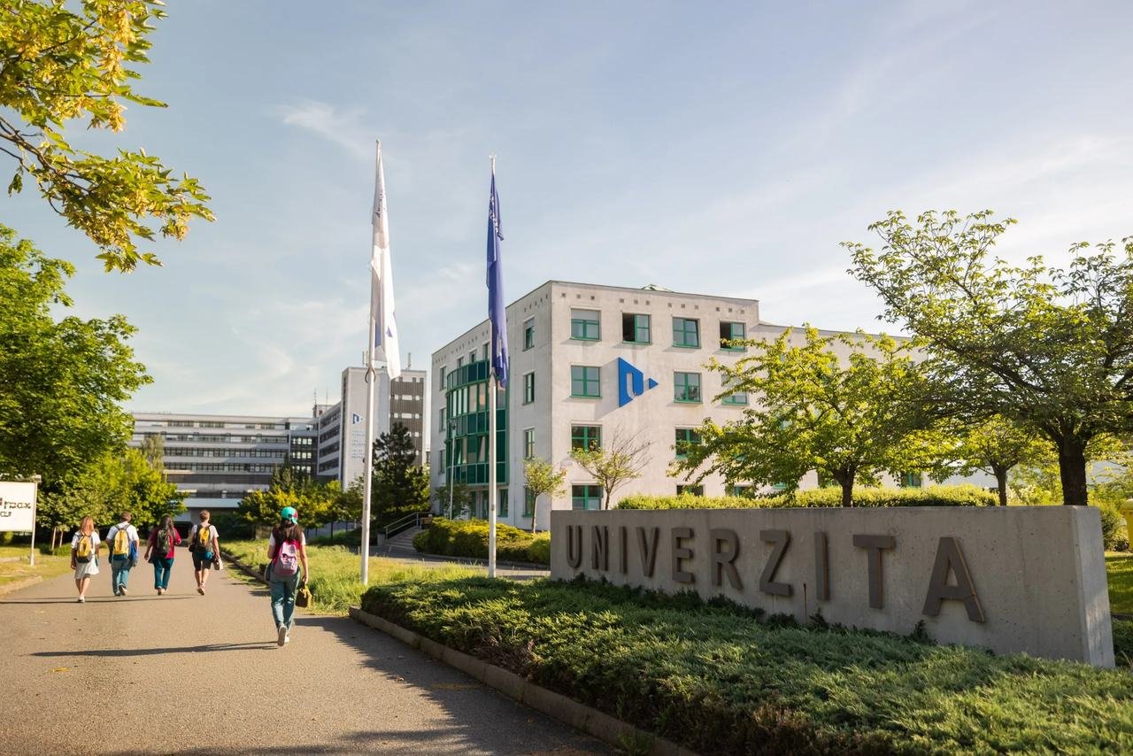 Studenti u univerzity